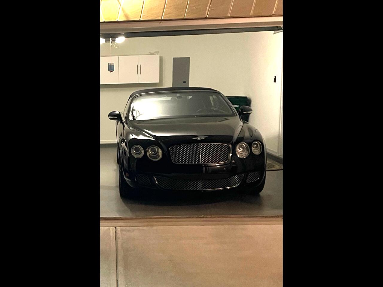 Bentley Continental GTC Convertible 2011