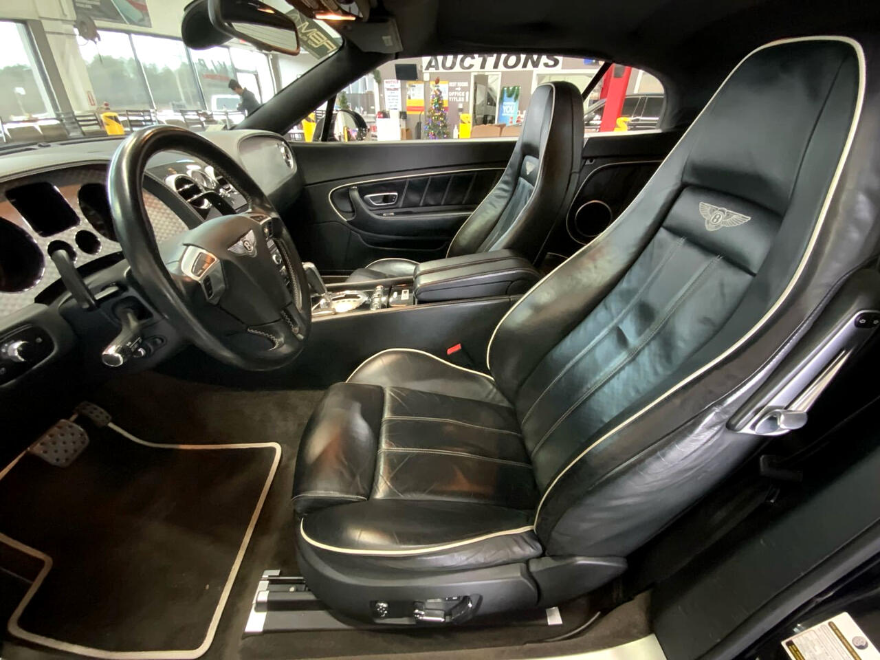 Bentley Continental GTC Convertible 2011