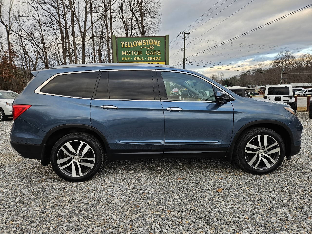 2016 Honda Pilot Touring's photo