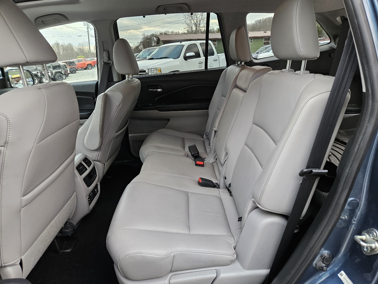 Honda Pilot Touring 2WD 2016