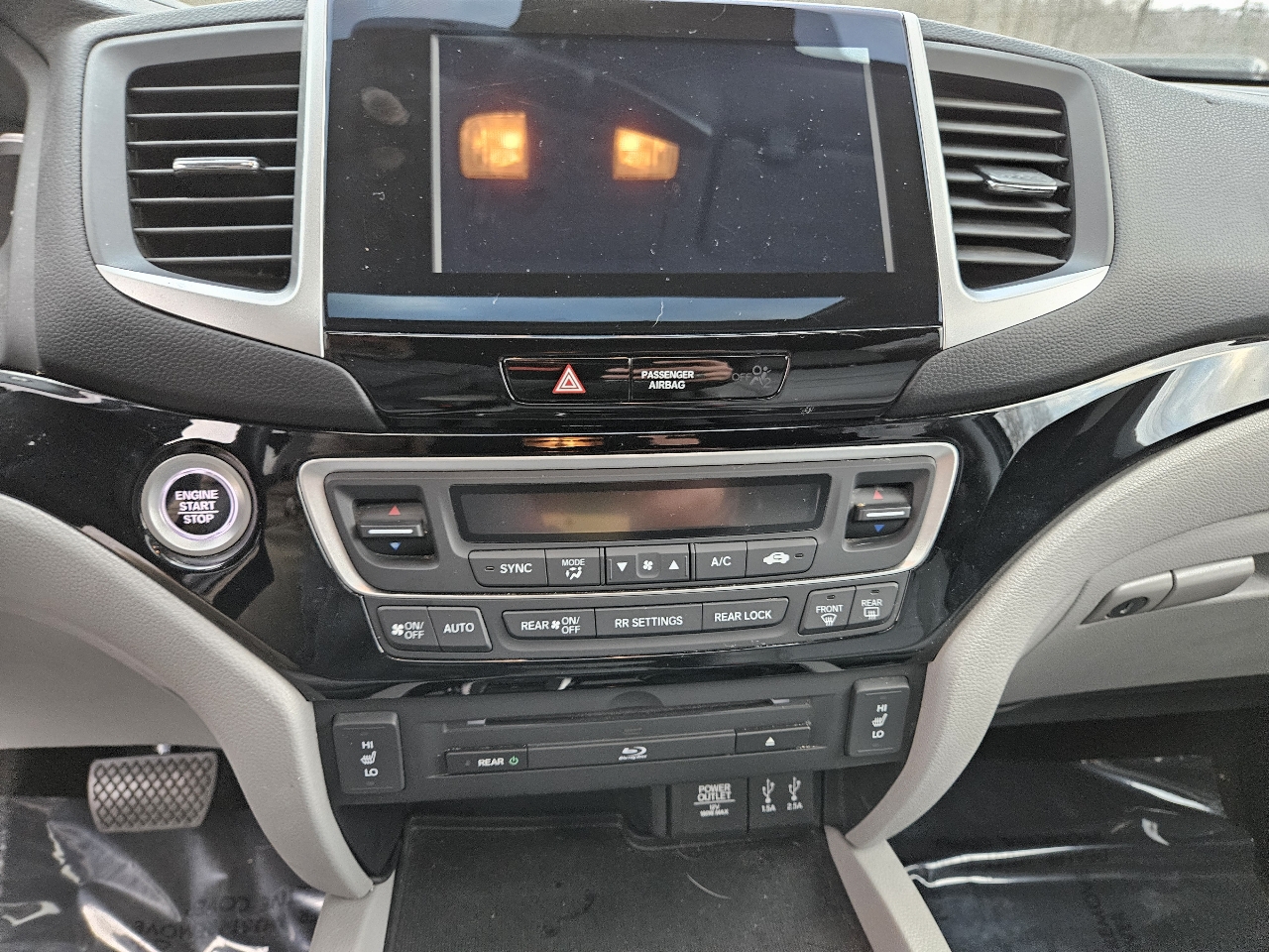 Honda Pilot Touring 2WD 2016