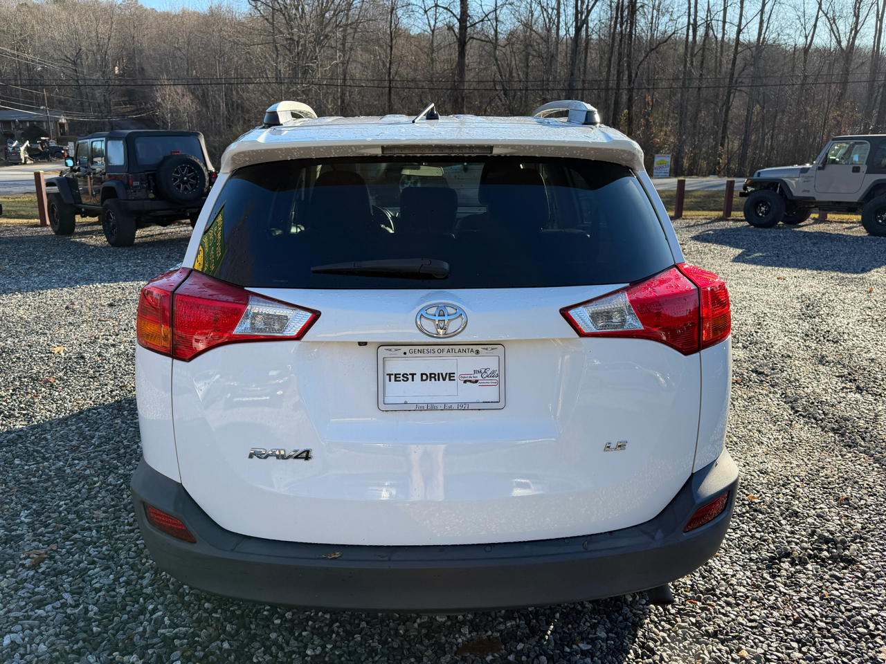 Toyota RAV4 LE FWD 2014