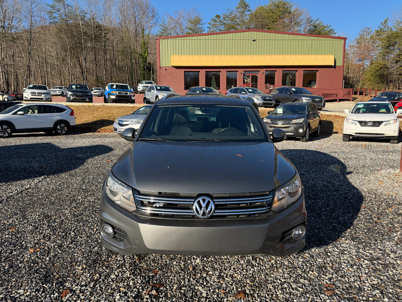 Volkswagen Tiguan SE 2016