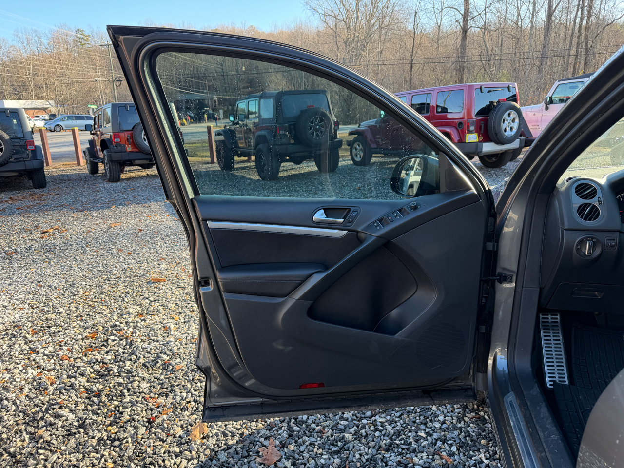 Volkswagen Tiguan SE 2016