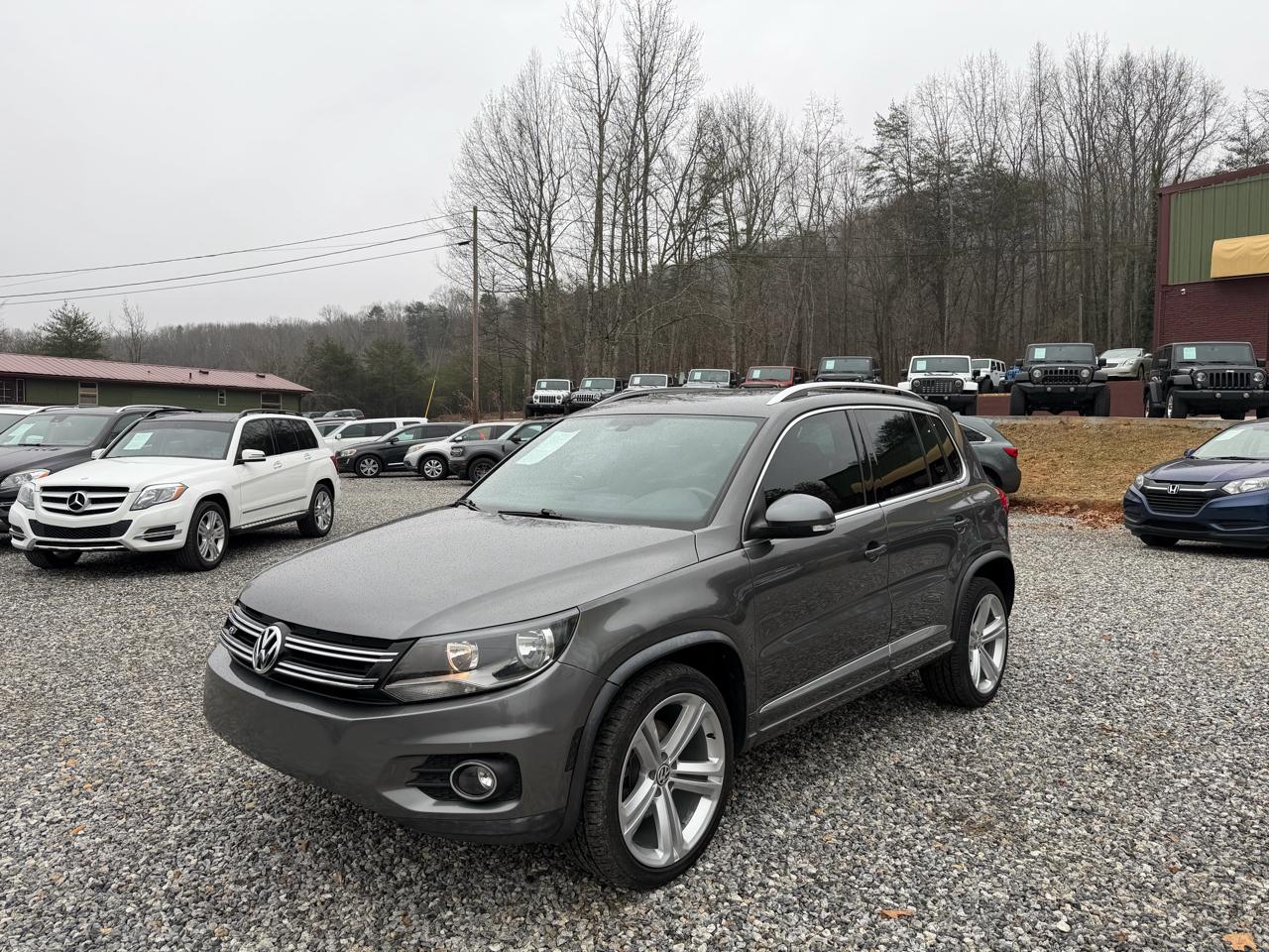 Volkswagen Tiguan SE 2016