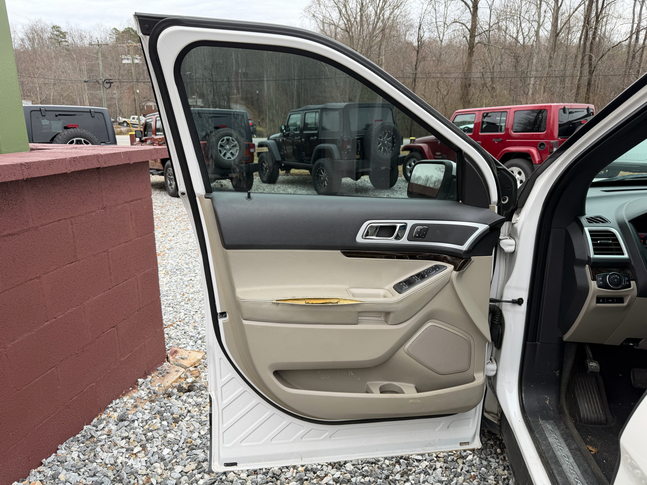 Ford Explorer Limited 4WD 2011