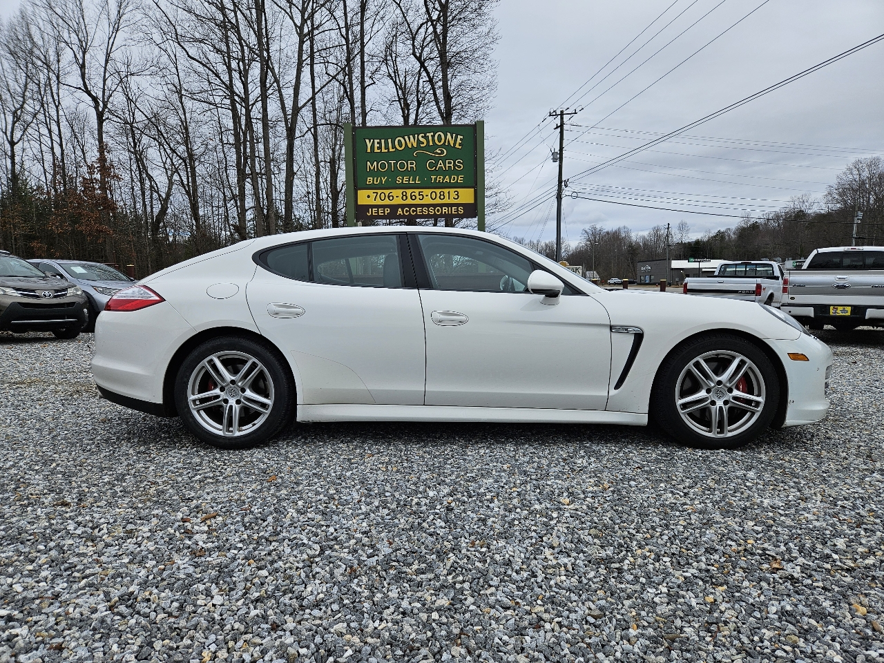 Porsche Panamera 4 2012