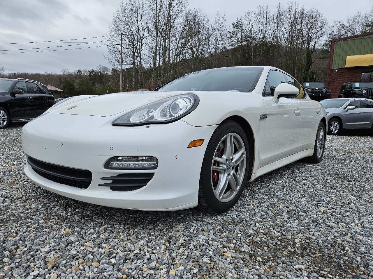 Porsche Panamera 4 2012