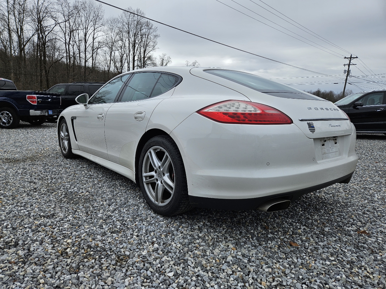 Porsche Panamera 4 2012