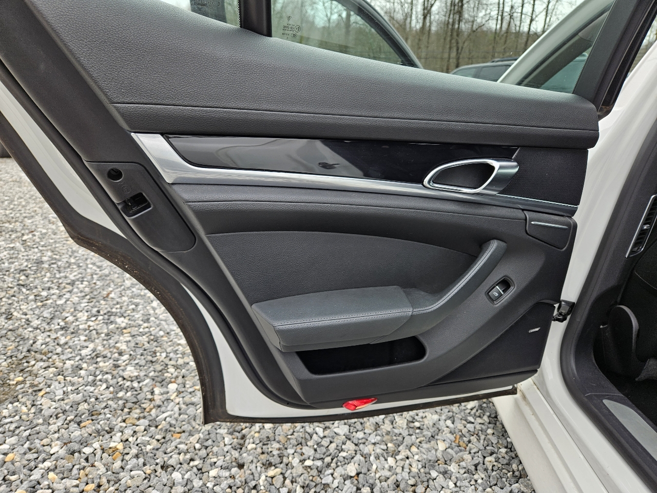 Porsche Panamera 4 2012