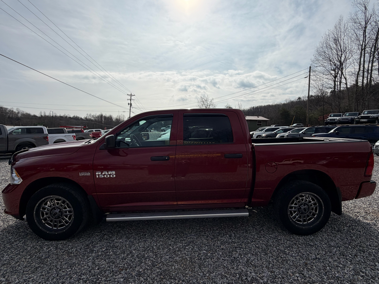 RAM 1500 Tradesman/Express Crew Cab SWB 2WD 2014