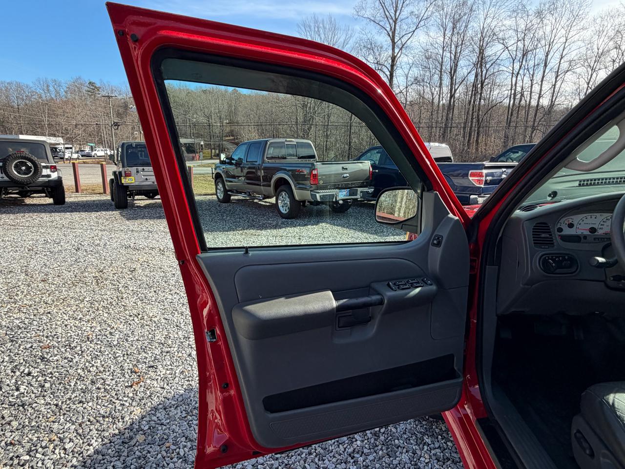 Ford Explorer Sport Trac Adrenalin 4WD 2005