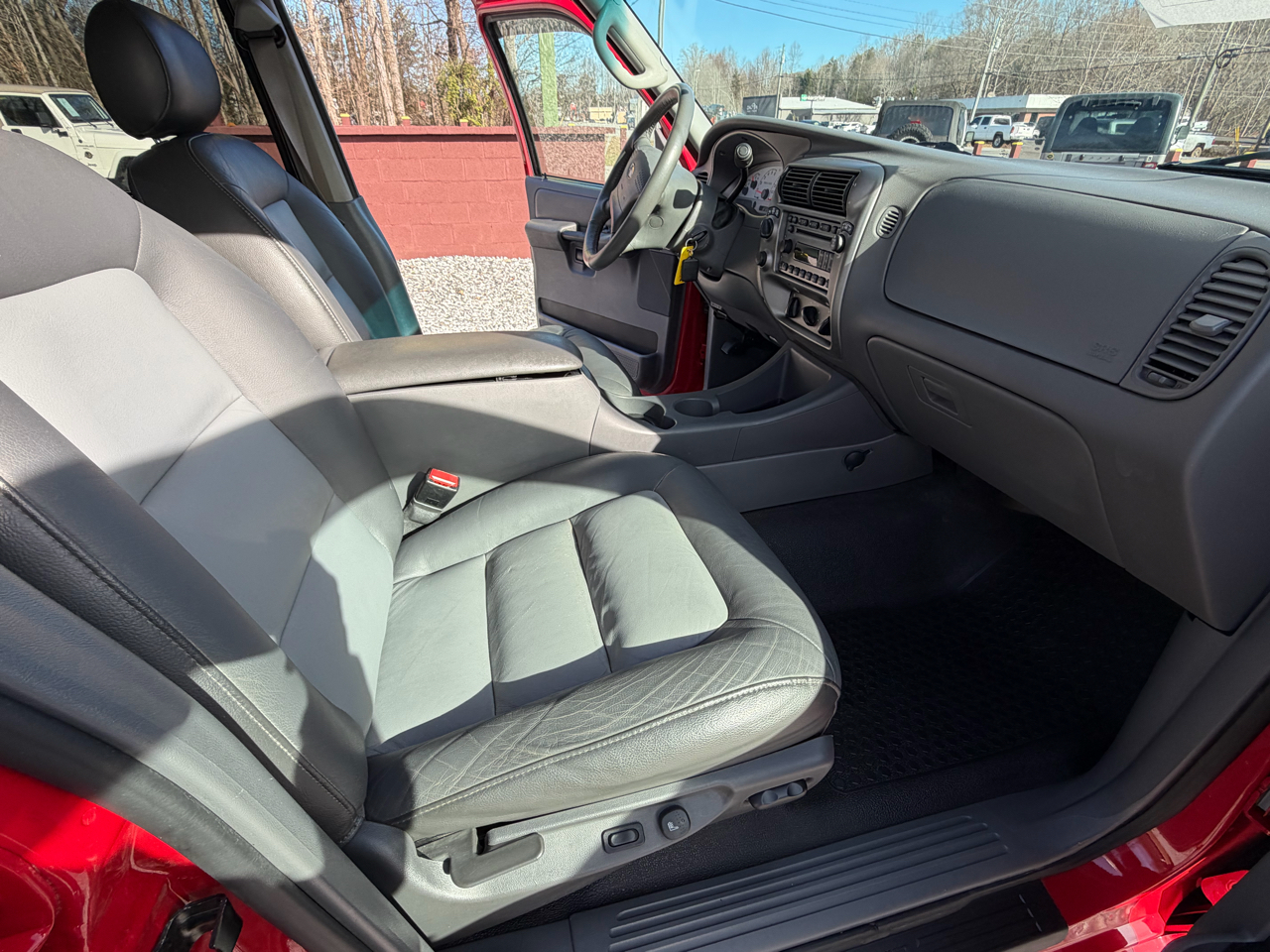 Ford Explorer Sport Trac Adrenalin 4WD 2005