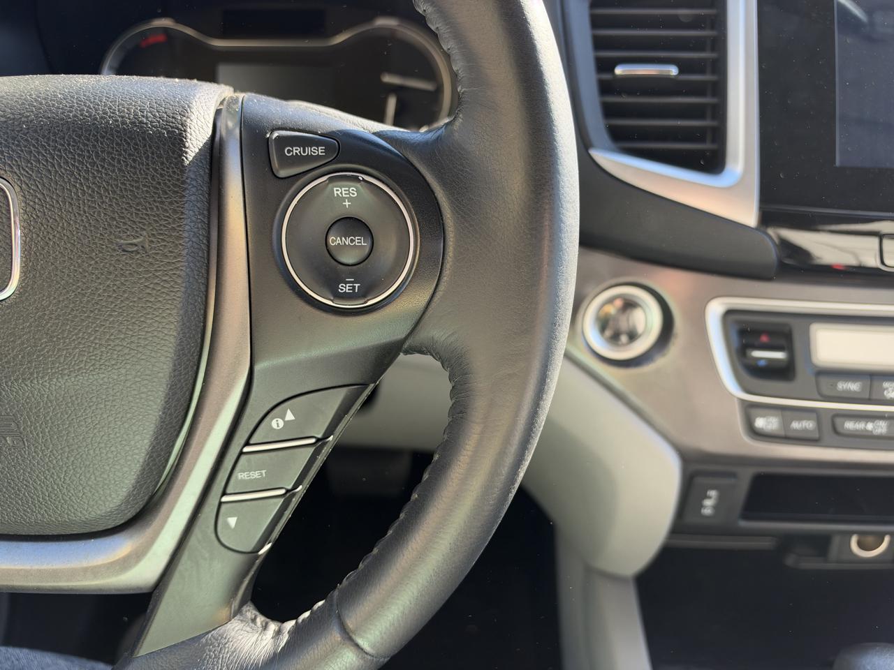 2016 Honda Pilot EX-L - Photo 23