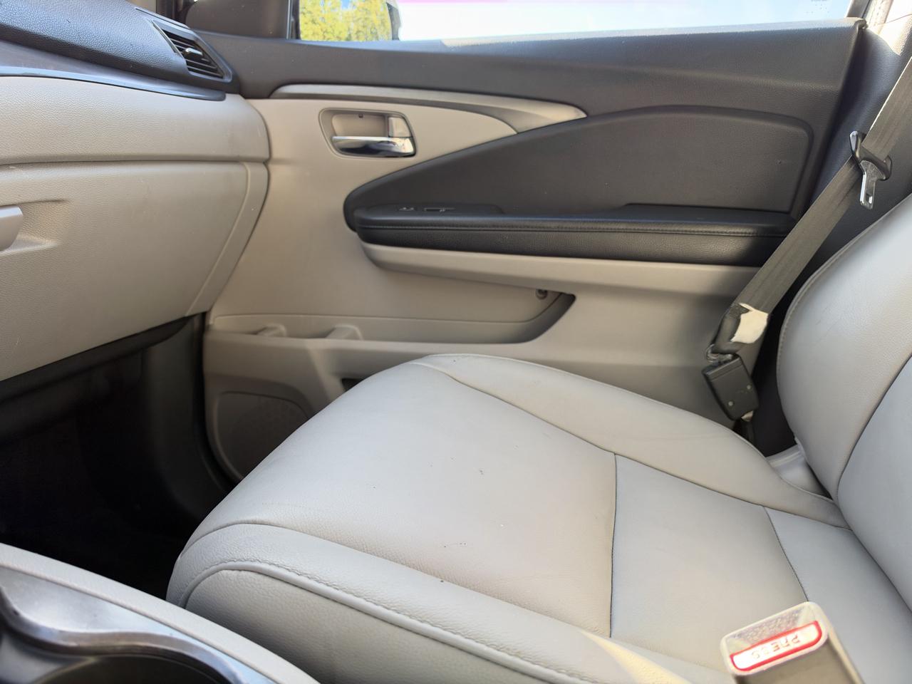 2016 Honda Pilot EX-L - Photo 32