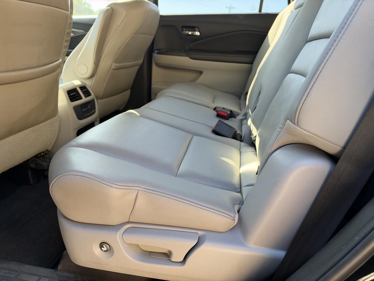 2016 Honda Pilot EX-L - Photo 37