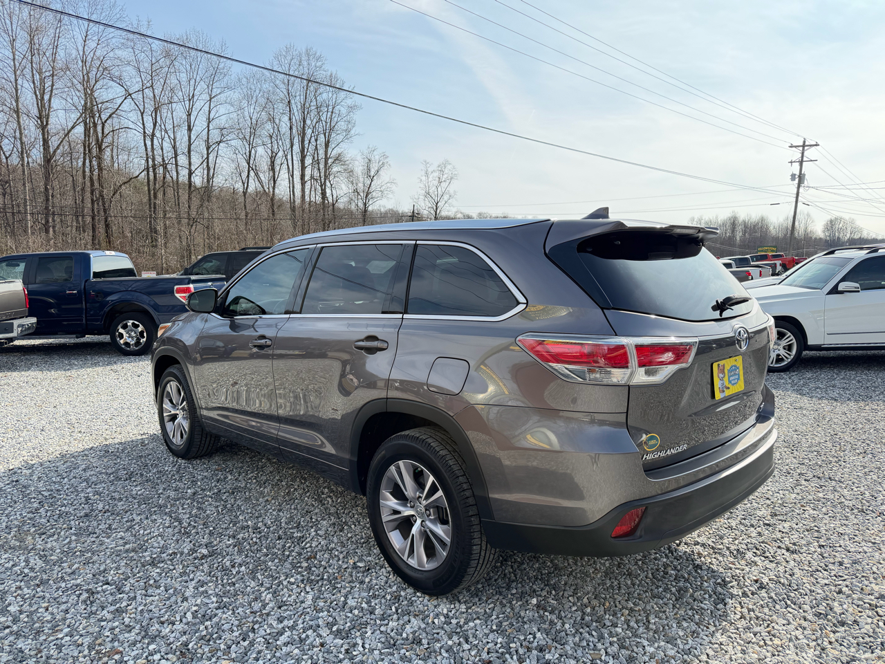 Toyota Highlander XLE FWD V6 2015