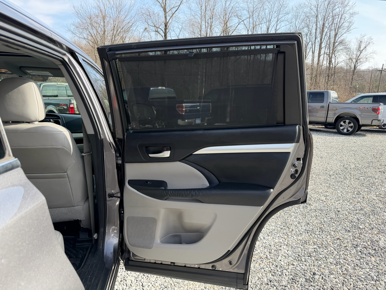 Toyota Highlander XLE FWD V6 2015