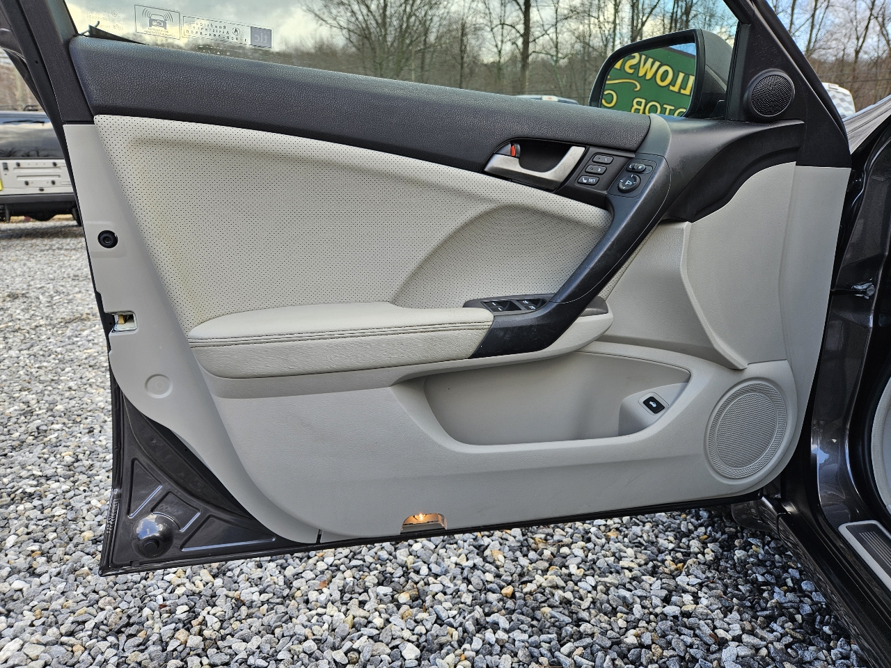 Acura TSX 5-speed AT 2010