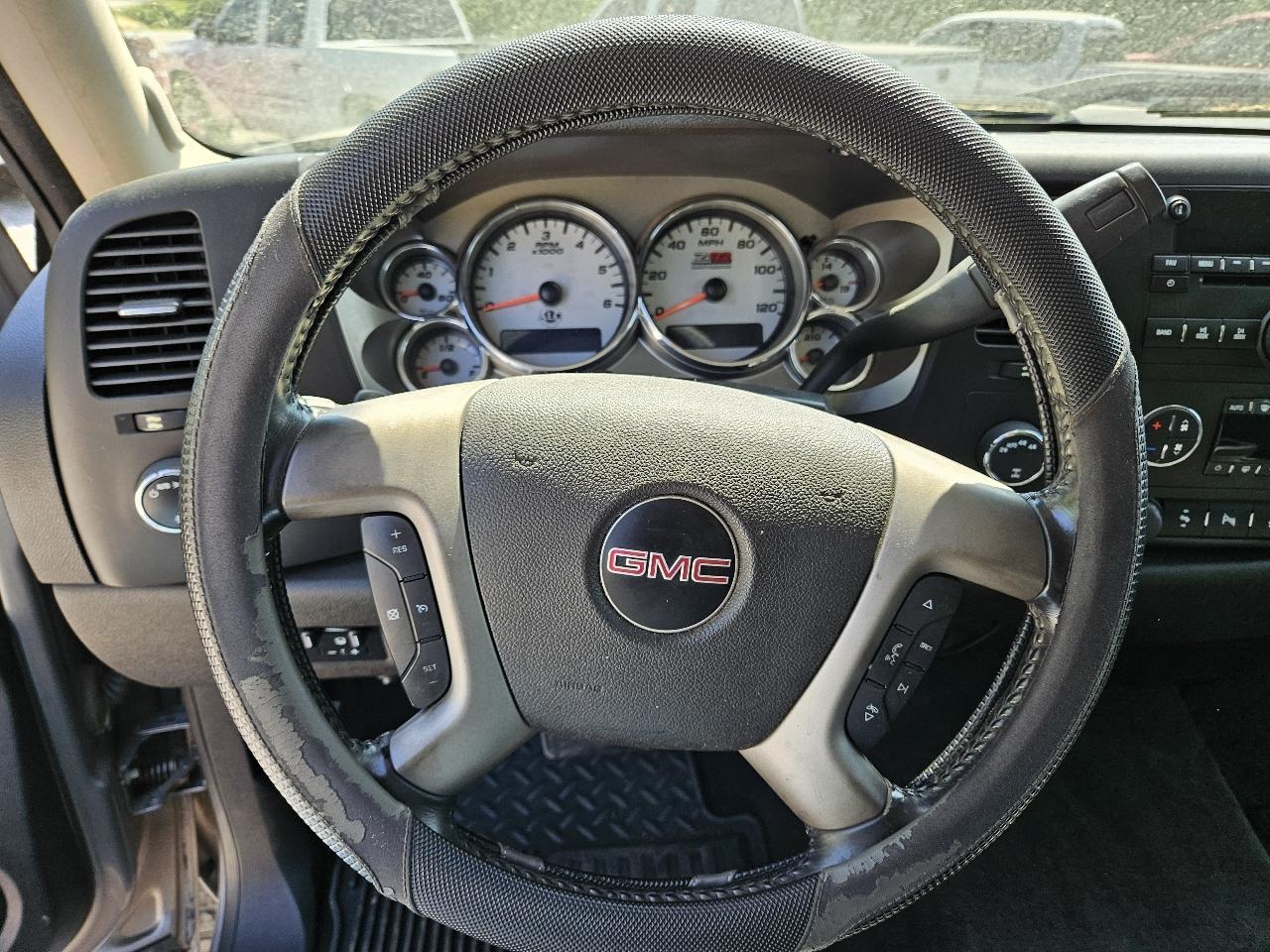 GMC Sierra 1500 SLE Crew Cab 4WD 2012