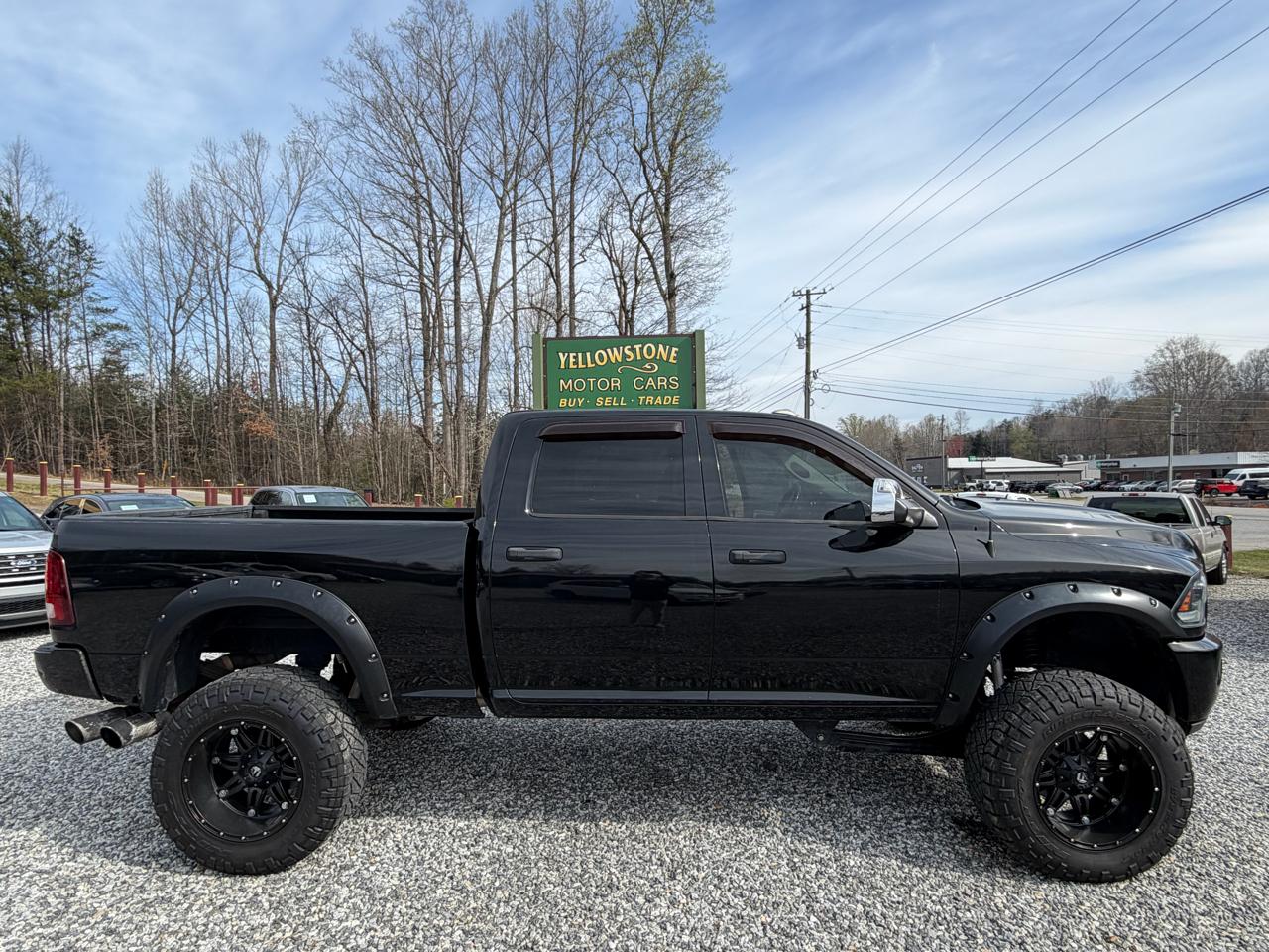2015 RAM 3500 SLT Crew Cab SWB 4WD
