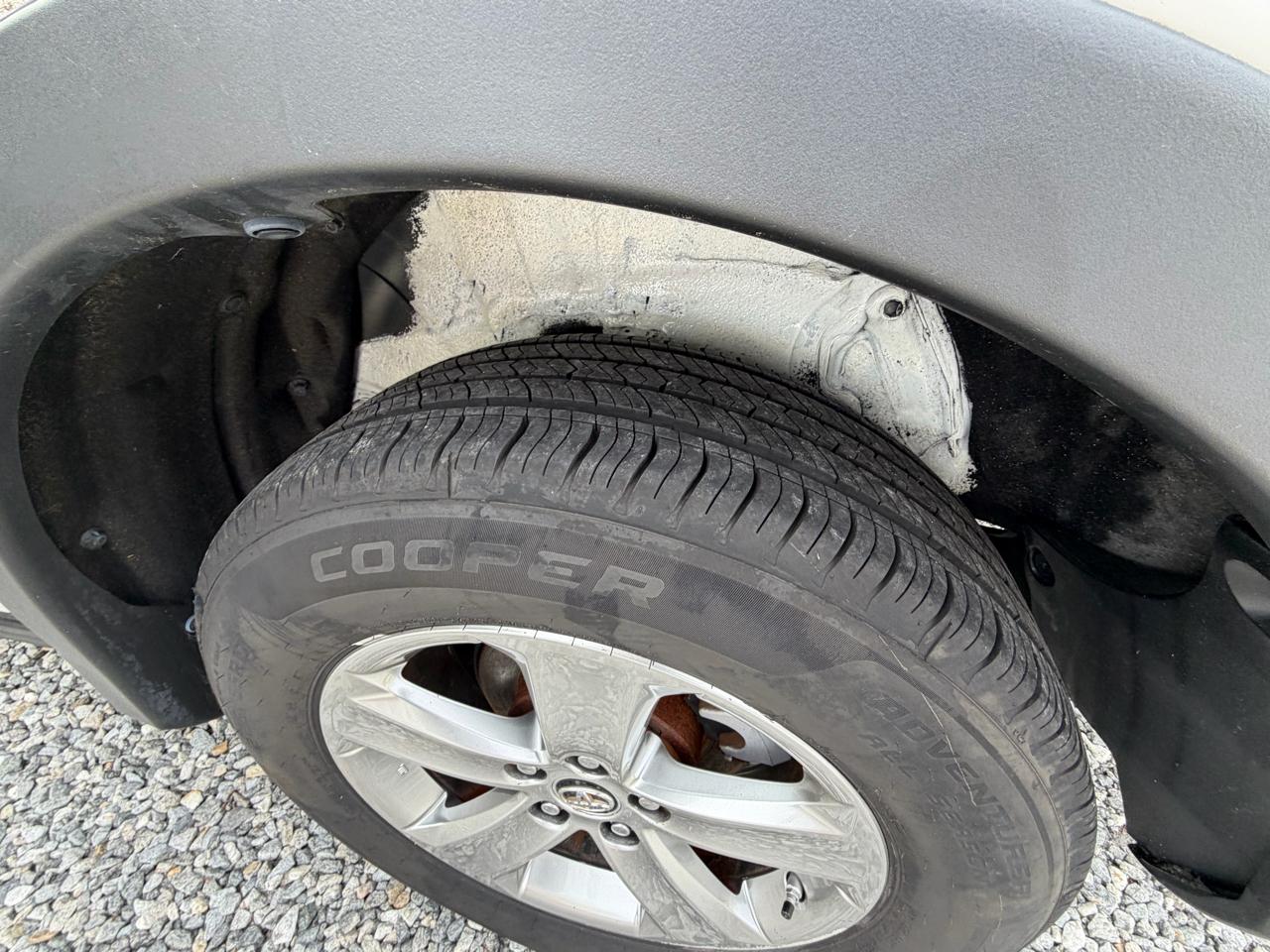 Toyota RAV4 XLE FWD 2015