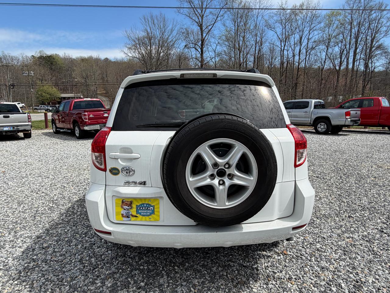 Toyota RAV4 Limited I4 2WD 2007