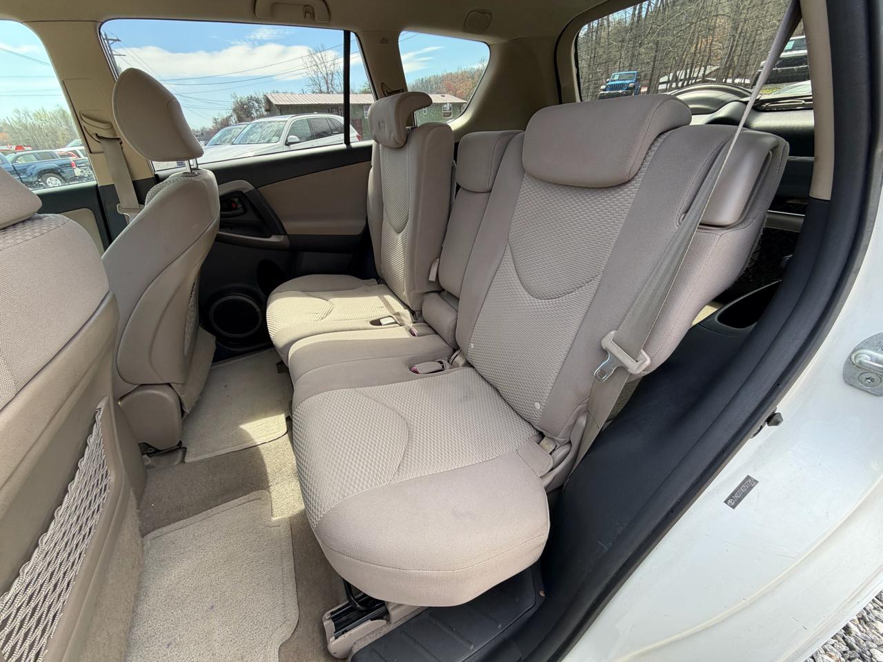 Toyota RAV4 Limited I4 2WD 2007