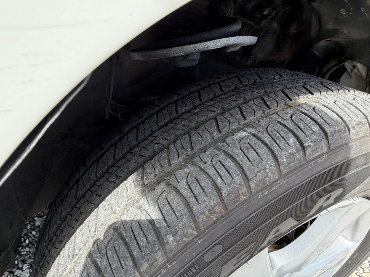 Toyota RAV4 Limited I4 2WD 2007