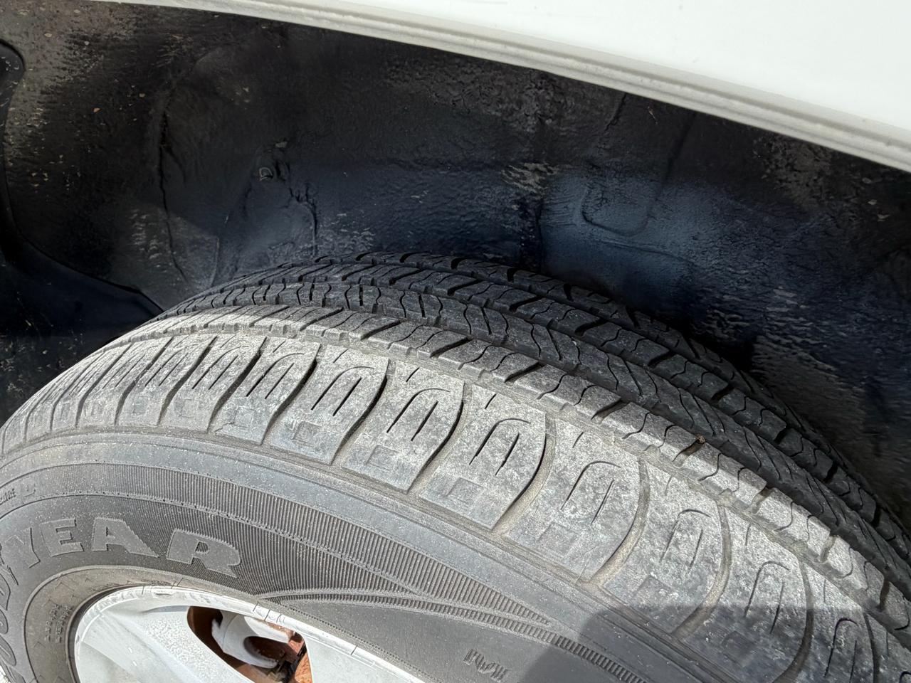 Toyota RAV4 Limited I4 2WD 2007