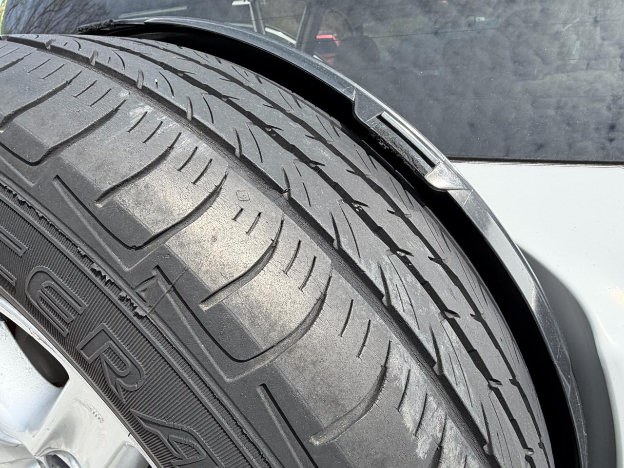 Toyota RAV4 Limited I4 2WD 2007