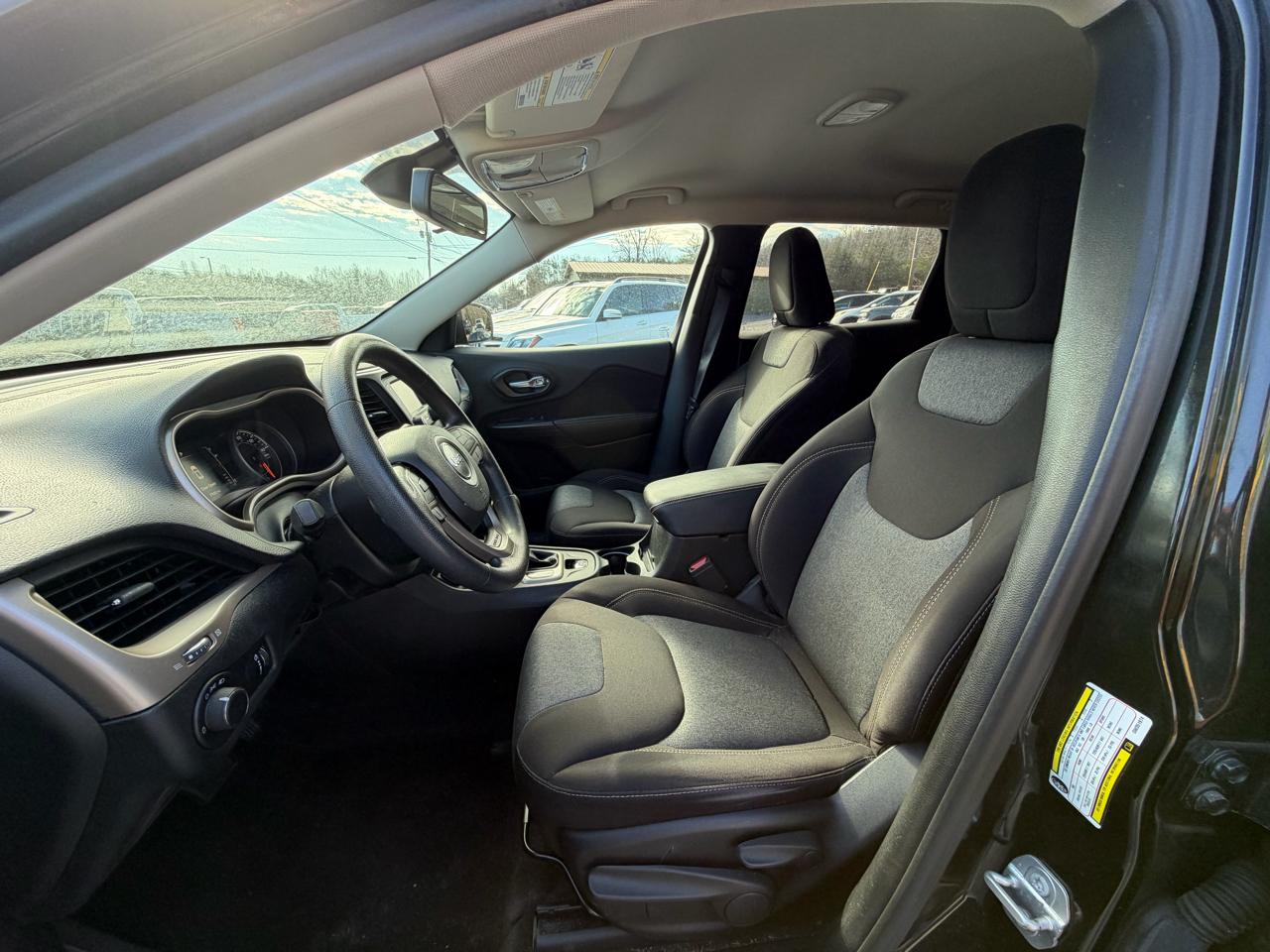 Jeep Cherokee Sport FWD 2016