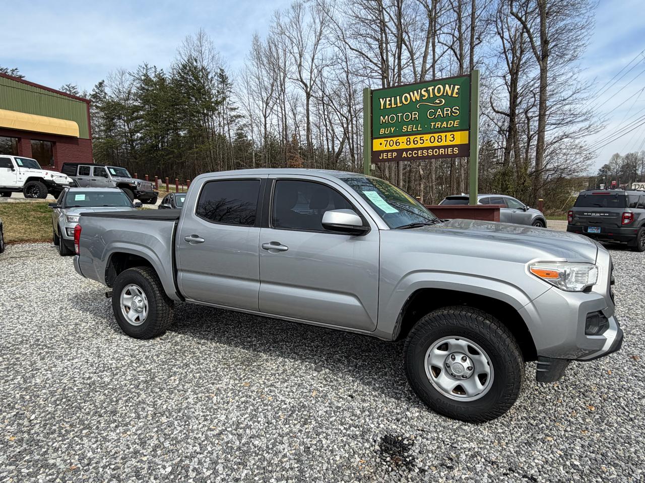 Toyota Tacoma SR5 Double Cab Long Bed I4 6AT 2WD 2017