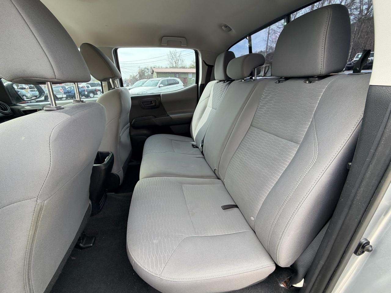 Toyota Tacoma SR5 Double Cab Long Bed I4 6AT 2WD 2017