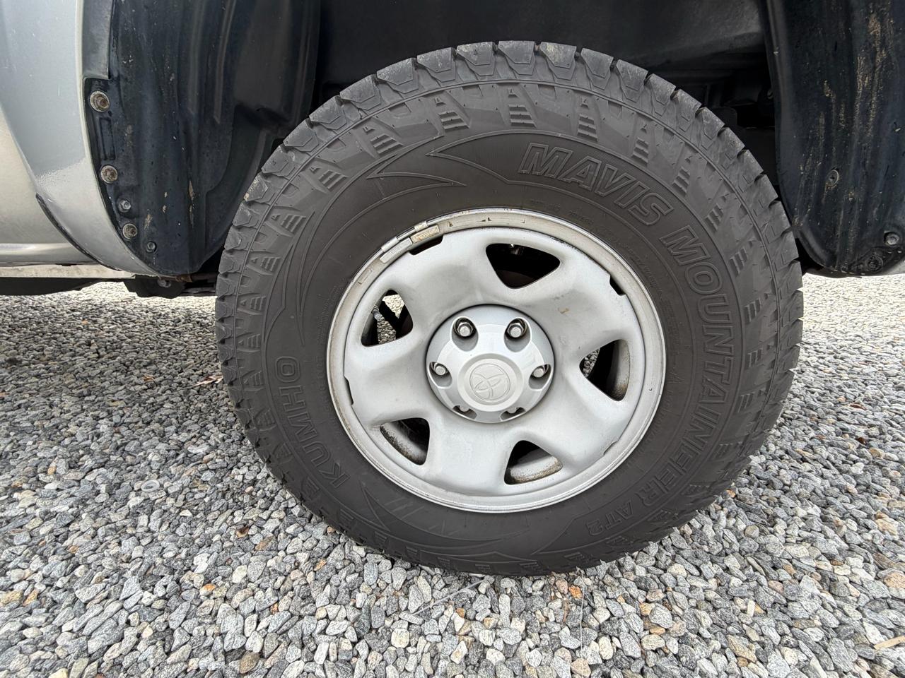 Toyota Tacoma SR5 Double Cab Long Bed I4 6AT 2WD 2017