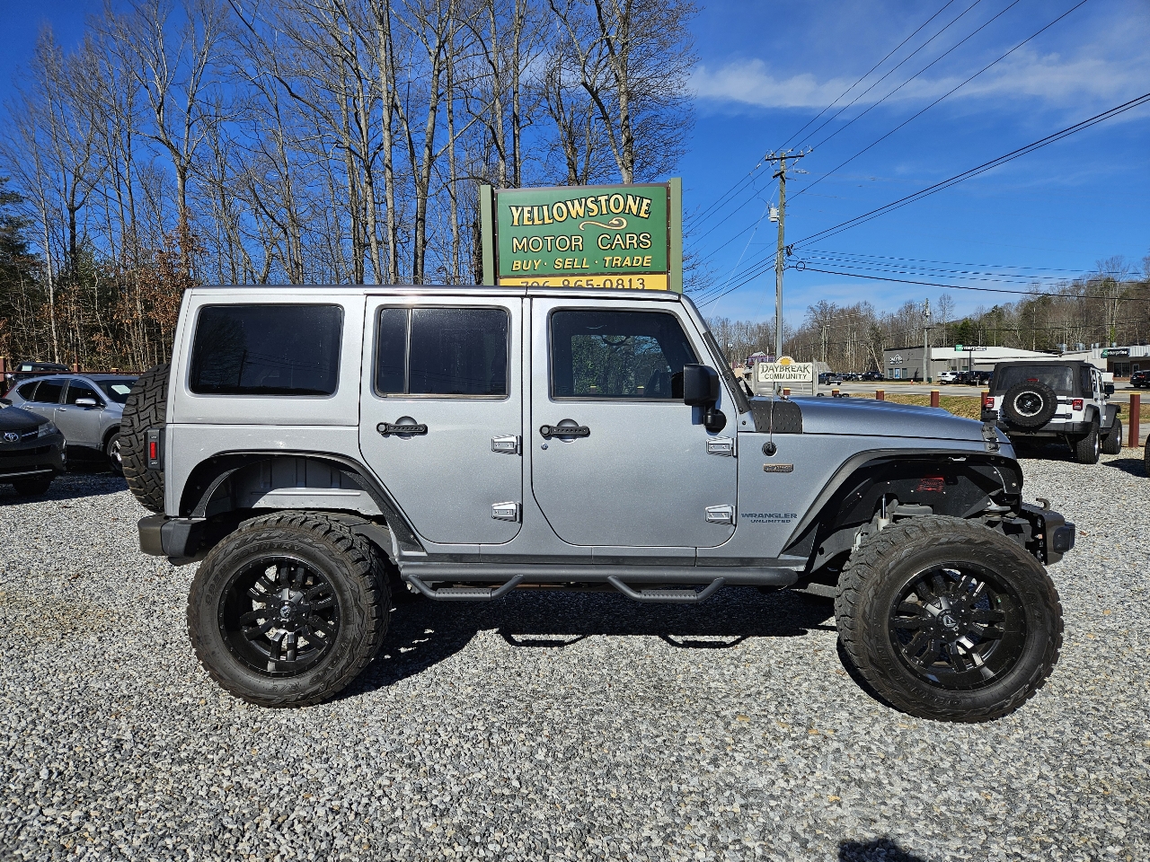 2017 Jeep Wrangler Unlimited Sahara 4WD