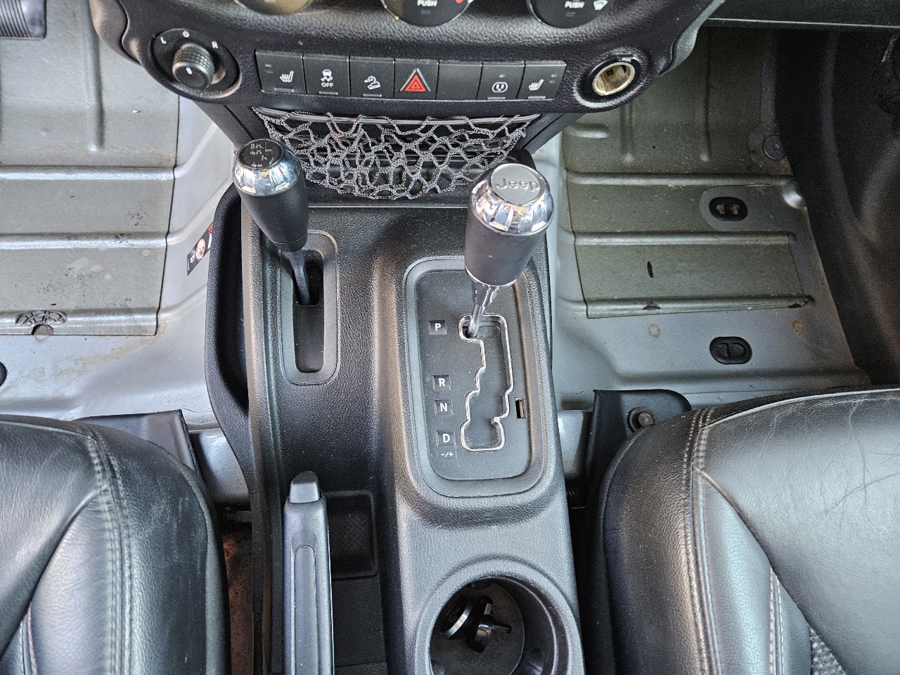 Jeep Wrangler Unlimited Sahara 4WD 2017