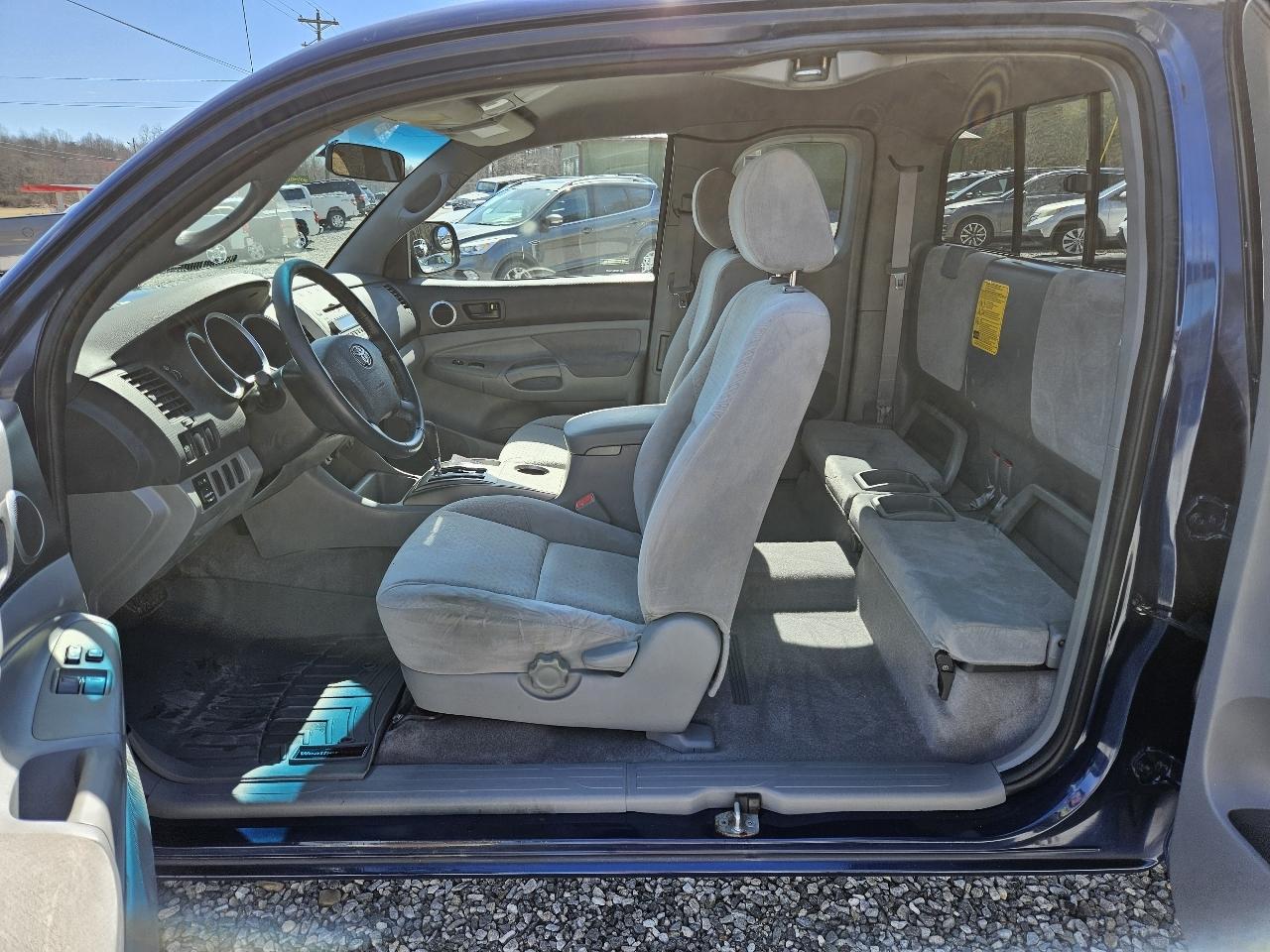 Toyota Tacoma PreRunner Access Cab V6 2WD 2006