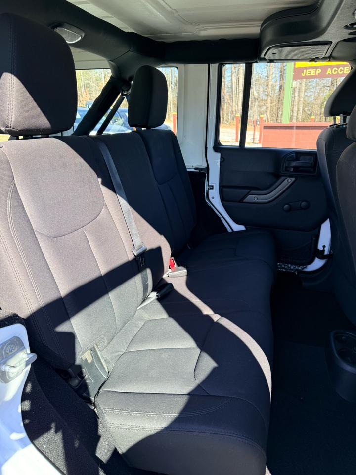 Jeep Wrangler Unlimited Sport 4WD 2015