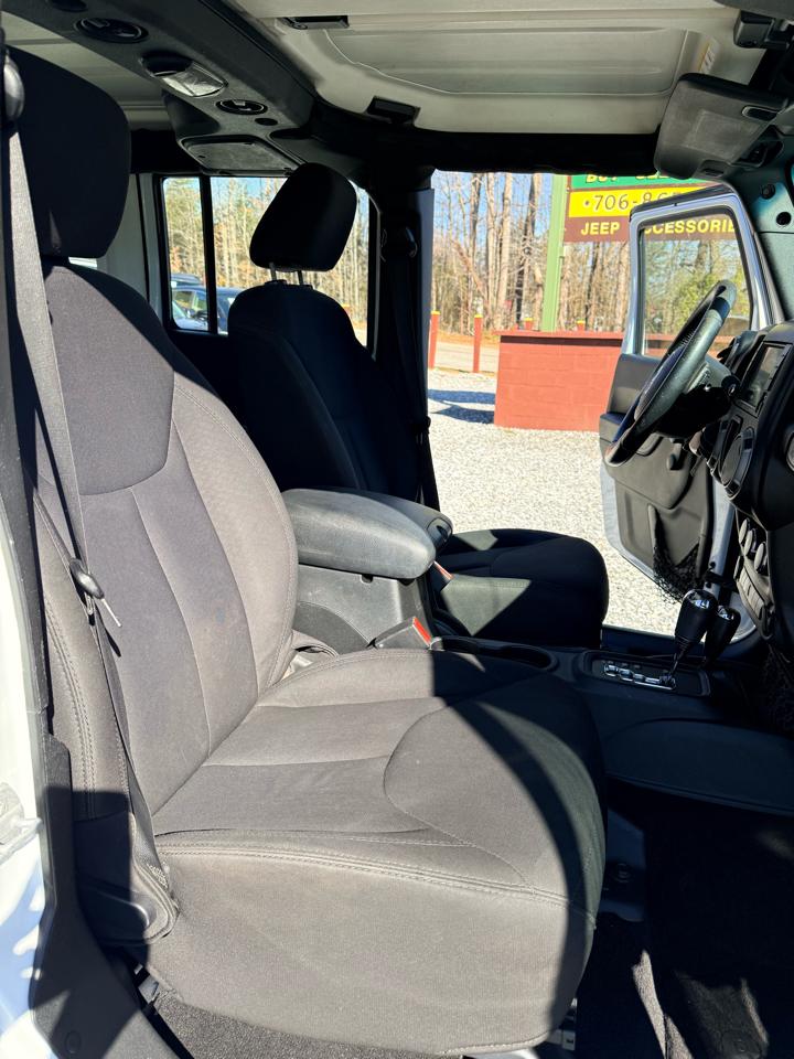 Jeep Wrangler Unlimited Sport 4WD 2015