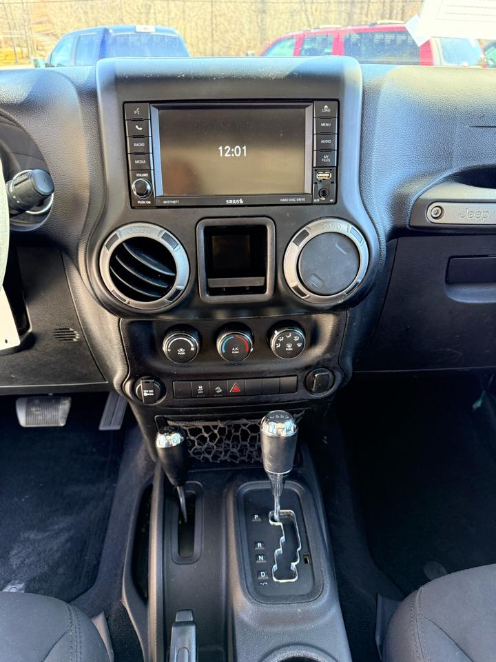 Jeep Wrangler Unlimited Sport 4WD 2015