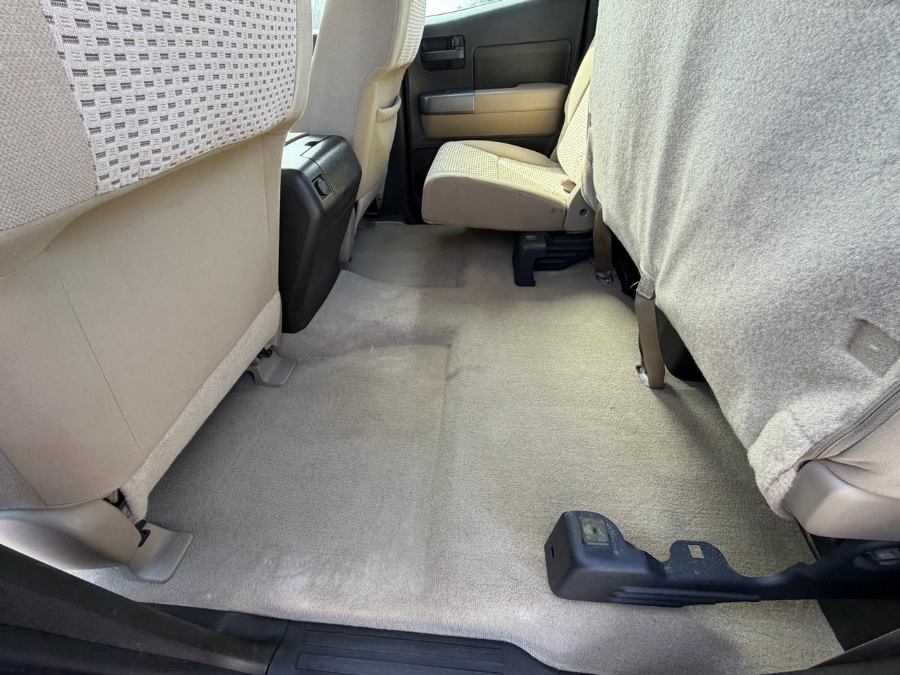 Toyota Tundra Tundra-Grade Double Cab 4.6L 4WD 2010