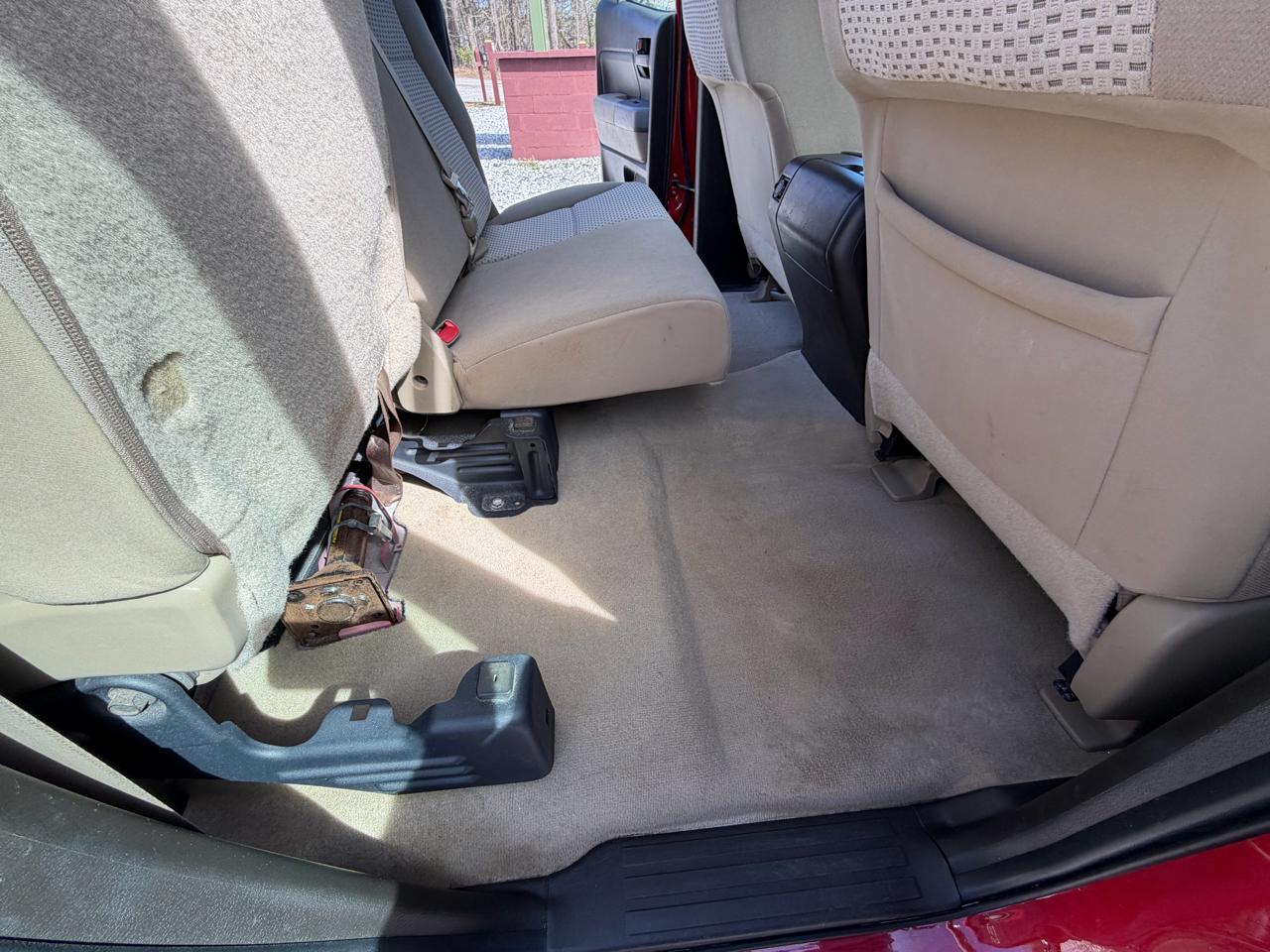 Toyota Tundra Tundra-Grade Double Cab 4.6L 4WD 2010