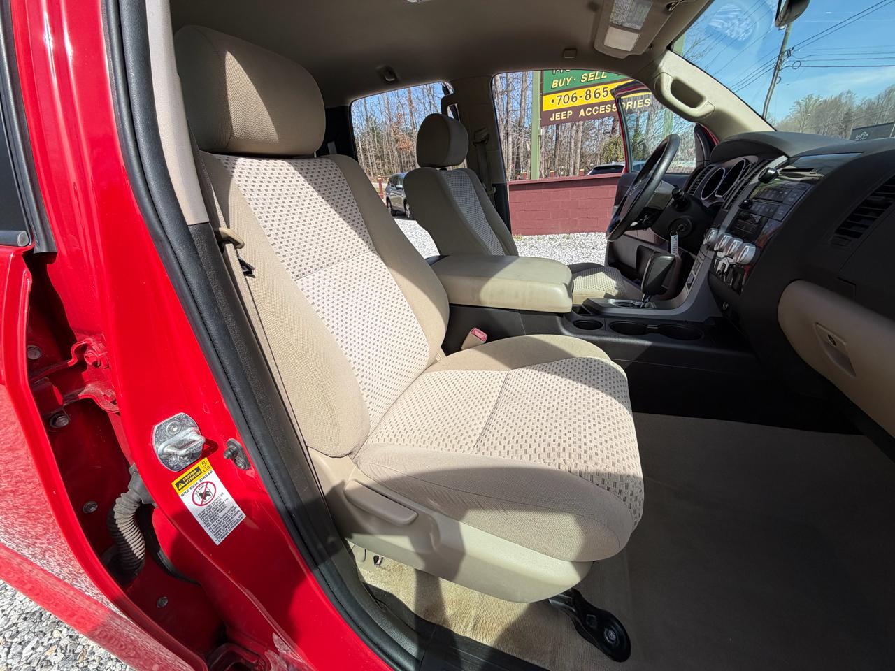 Toyota Tundra Tundra-Grade Double Cab 4.6L 4WD 2010