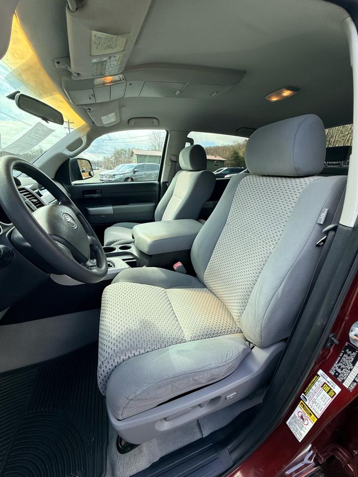 Toyota Tundra SR5 CrewMax 5.7L 2WD 2008