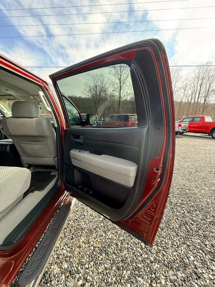 Toyota Tundra SR5 CrewMax 5.7L 2WD 2008