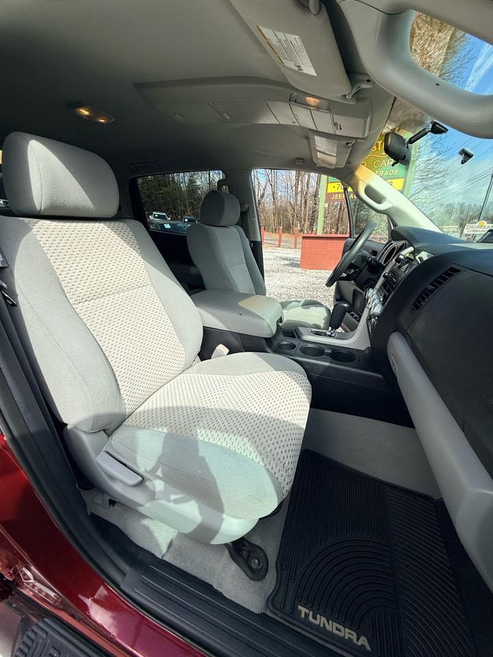 Toyota Tundra SR5 CrewMax 5.7L 2WD 2008