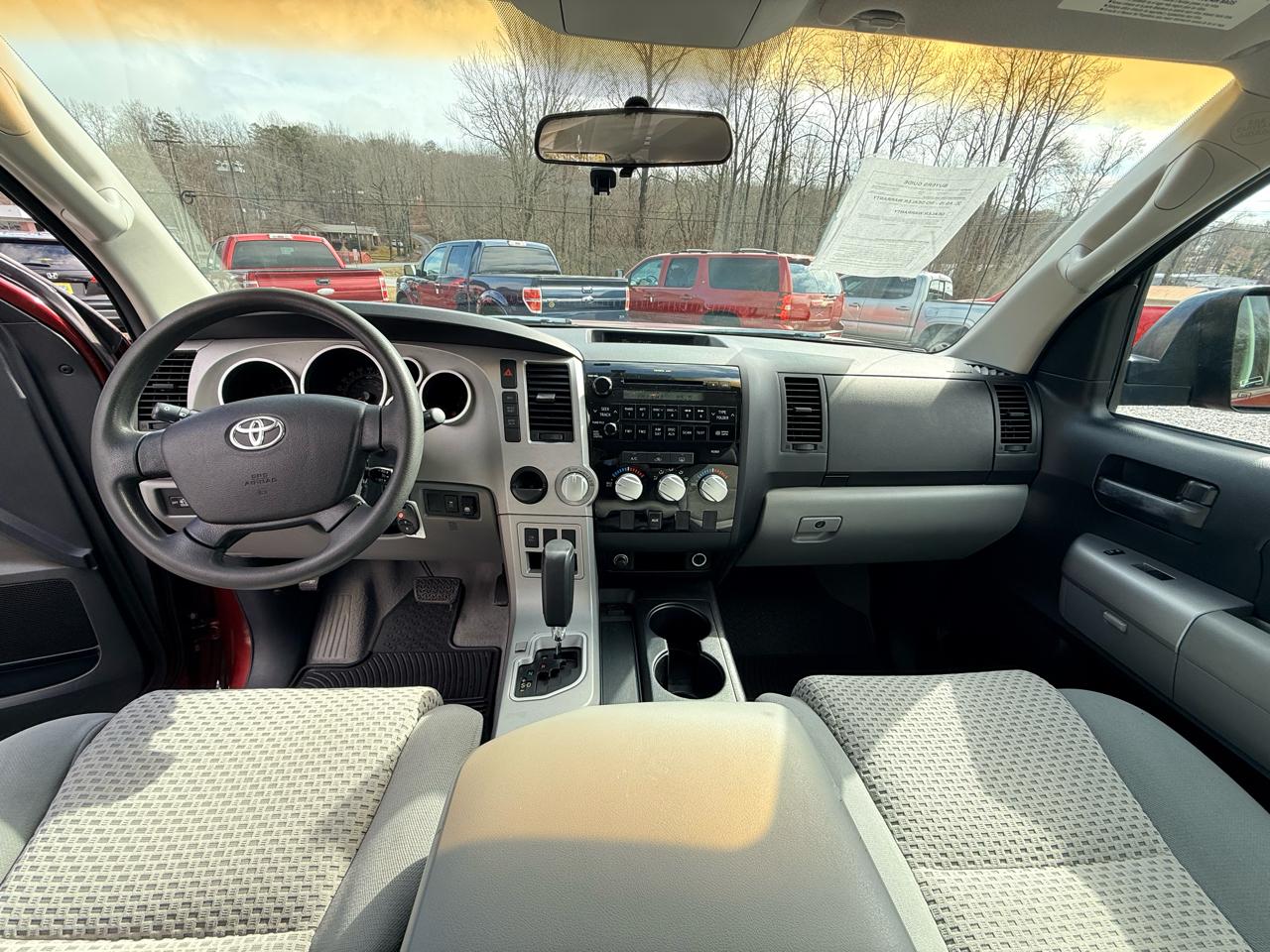 Toyota Tundra SR5 CrewMax 5.7L 2WD 2008