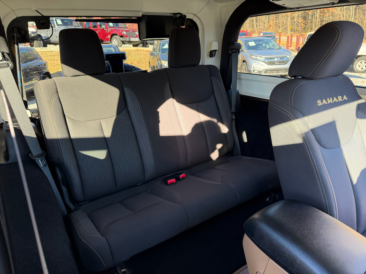 Jeep Wrangler Sahara 4WD 2015