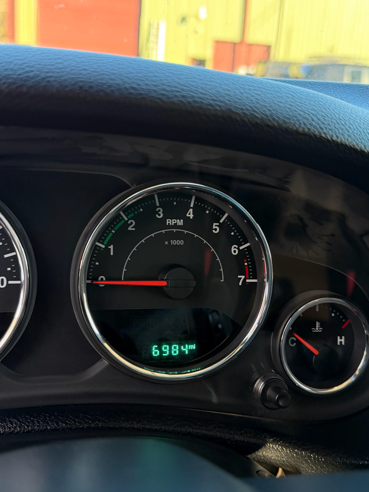 Jeep Wrangler Sahara 4WD 2015